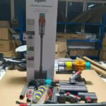 Dyson V15s Detect